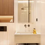 Thelander - Serviced In Champs Elysees