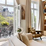 Thelander - Serviced In Champs Elysees *